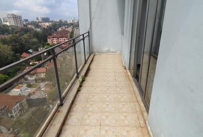 1 Bed Apartment with Swimming Pool in Kileleshwa - 4