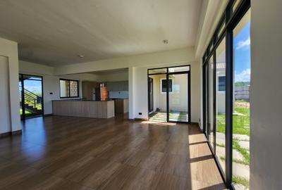 3 Bed Townhouse with En Suite in Vipingo - 4