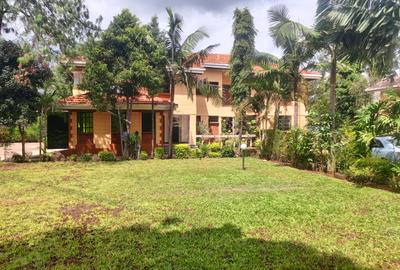 5 Bed House with En Suite at Nyari Estate