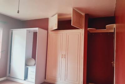 3 Bed Apartment with Borehole in Kilimani