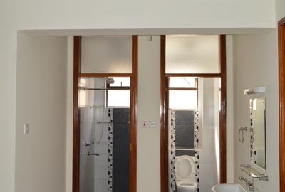 4 Bed Apartment with En Suite at Parklands