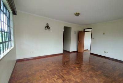 4 Bed Townhouse with En Suite in Kitisuru