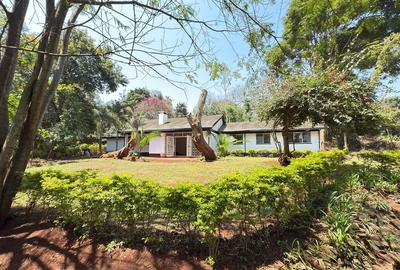 4 Bed House with En Suite at Loresho - 2