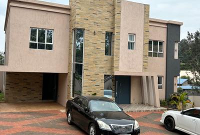 4 Bed Villa with En Suite in Kiambu Road