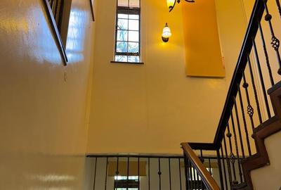 4 Bed Townhouse with En Suite in Runda - 3