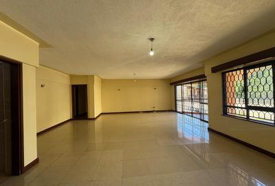 3 Bed Apartment with En Suite in Rhapta Road