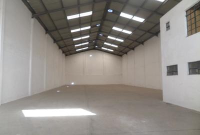 8,300 ft² Warehouse with Backup Generator in Mombasa Road