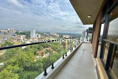 3 Bed Apartment with En Suite at Brookside Drive