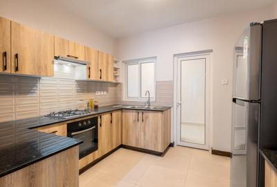 3 Bed Apartment with En Suite in Syokimau