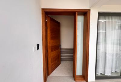 4 Bed Townhouse with En Suite in Langata - 2