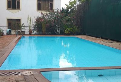 Serviced 3 Bed Apartment with En Suite in Riverside - 2