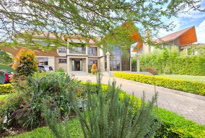 5 Bed Townhouse with En Suite at Runda. - 2