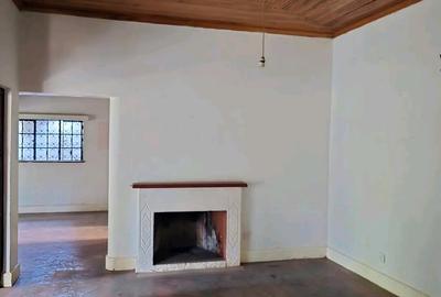 3 Bed House with En Suite in Spring Valley - 3