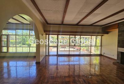 5 Bed House with En Suite in Thigiri