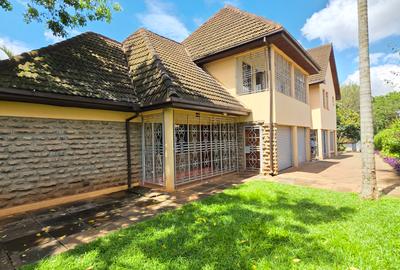 5 Bed House with En Suite at Old Runda. - 2