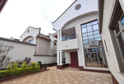 4 Bed Villa with En Suite in Thika Road