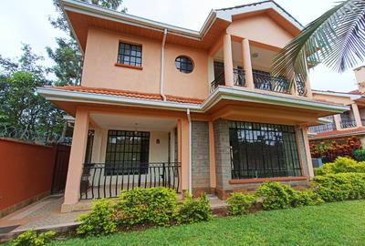 5 Bed House with En Suite in Lavington