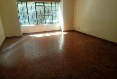 3 Bed Apartment with En Suite in Kileleshwa