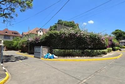 4 Bed Townhouse with En Suite in Kilimani - 2