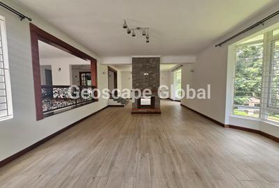 5 Bed House with En Suite in Rosslyn - 4