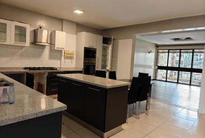 3 Bed Apartment with En Suite at Off General Mathenge - 4