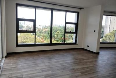 4 Bed Apartment with En Suite in Westlands Area