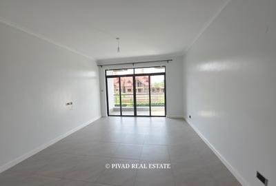 5 Bed House with Swimming Pool in Runda - 4