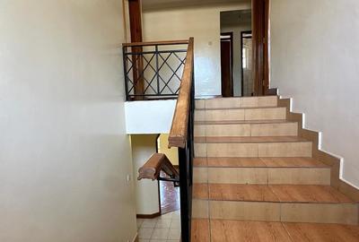 4 Bed Villa with En Suite in Lavington - 2