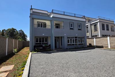 6 Bed House with En Suite in Gikambura