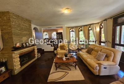 5 Bed House with En Suite in Runda