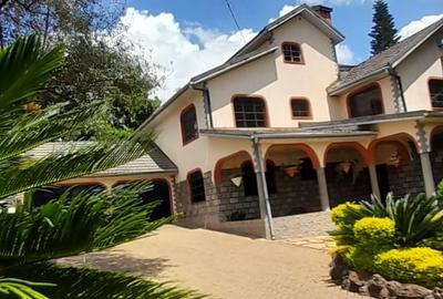 5 Bed Villa with En Suite at New Kitisuru - 2