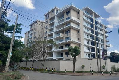 3 Bed Apartment with En Suite at Othaya Road