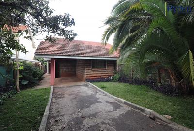 3 Bed House with En Suite at Tebere Crescent - 2