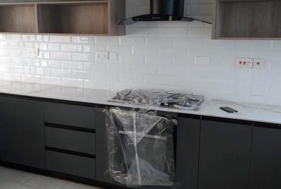 4 Bed Townhouse with En Suite in Kitisuru