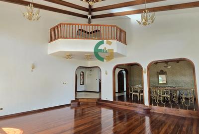 6 Bed Villa with En Suite in Lavington