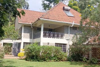 5 Bed Villa with En Suite at Bendera Lane