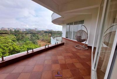 4 Bed Apartment with En Suite at City Park Drive - 3