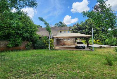 3 Bed House with En Suite in Lavington