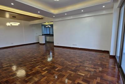 4 Bed Apartment with En Suite in Kileleshwa