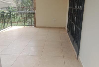 5 Bed Townhouse with En Suite in Spring Valley - 3