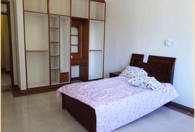 2 Bed Apartment with En Suite at Ar1599