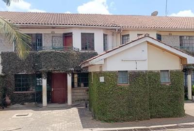 4 Bed Townhouse with En Suite in Kileleshwa