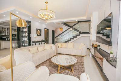 4 Bed Apartment with En Suite at General Mathenge - 4