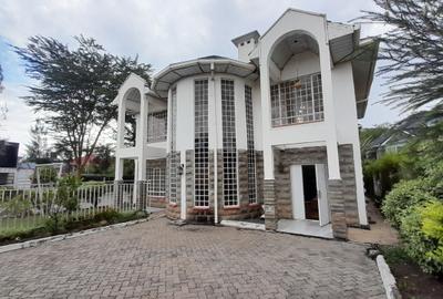 4 Bed Townhouse with En Suite at Lake Road