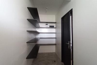 4 Bed Apartment with En Suite in General Mathenge - 4