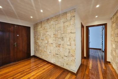 4 Bed Townhouse with En Suite in Kileleshwa - 4