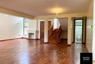 4 Bed Townhouse with En Suite in Karen - 3