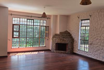 4 Bed Townhouse in Spring Valley - 3