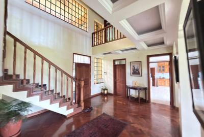 5 Bed House with En Suite in Karen