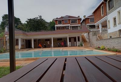 5 Bed Villa with En Suite at Kyuna